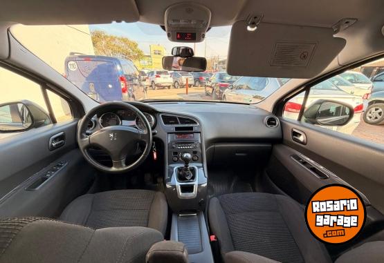 Autos - Peugeot 5008 7 PLAZAS ALLURE PLUS 2014 Nafta 184563Km - En Venta