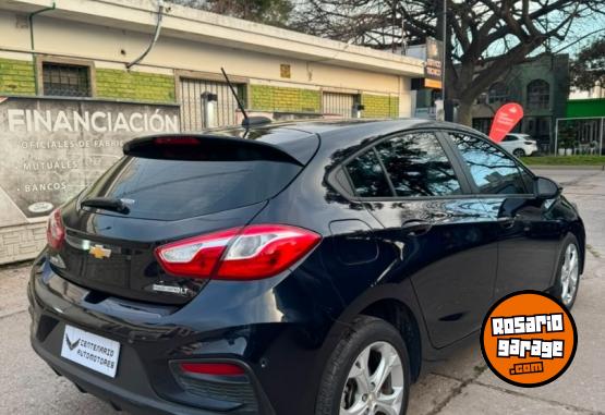 Autos - Volkswagen Cruze LT 1.4 MT 2022 Nafta 64000Km - En Venta