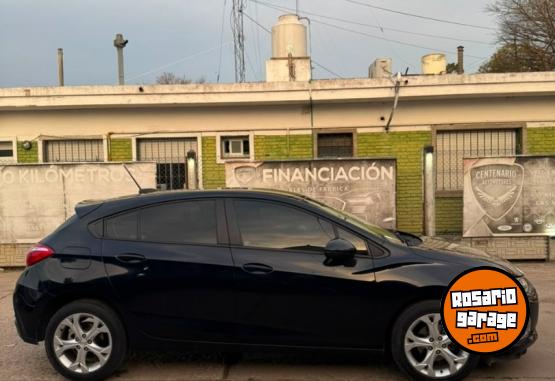 Autos - Volkswagen Cruze LT 1.4 MT 2022 Nafta 64000Km - En Venta