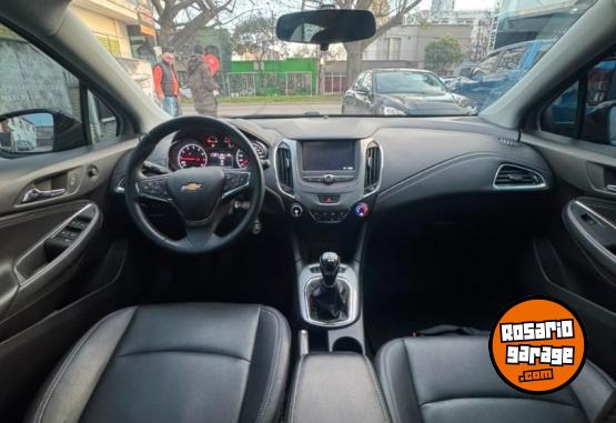 Autos - Volkswagen Cruze LT 1.4 MT 2022 Nafta 64000Km - En Venta