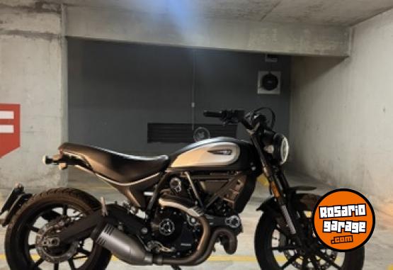 Motos - Ducati Scrambler Icon Dark 2024 Nafta 3800Km - En Venta
