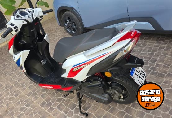 Motos - Honda Elite 125 tricolor 2020 Nafta 15000Km - En Venta