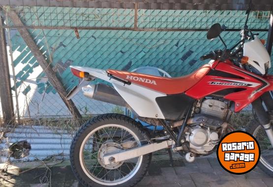 Motos - Honda Tornado 250 2013 Nafta 30000Km - En Venta