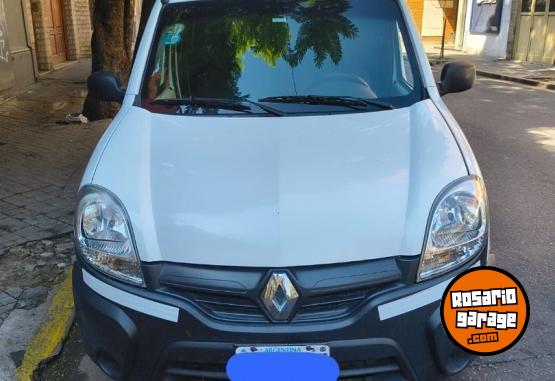 Utilitarios - Renault Kangoo 2014 GNC 170000Km - En Venta