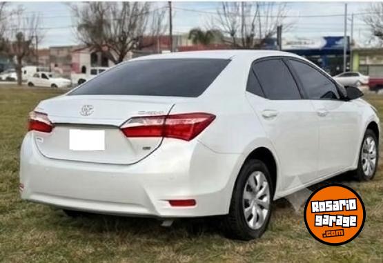 Autos - Toyota COROLLA 2015 Nafta 200000Km - En Venta