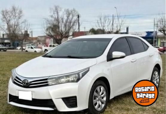 Autos - Toyota COROLLA 2015 Nafta 200000Km - En Venta