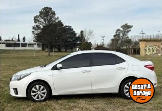 Autos - Toyota COROLLA 2015 Nafta 200000Km - En Venta