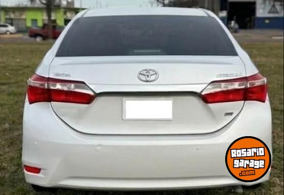 Autos - Toyota COROLLA 2015 Nafta 200000Km - En Venta