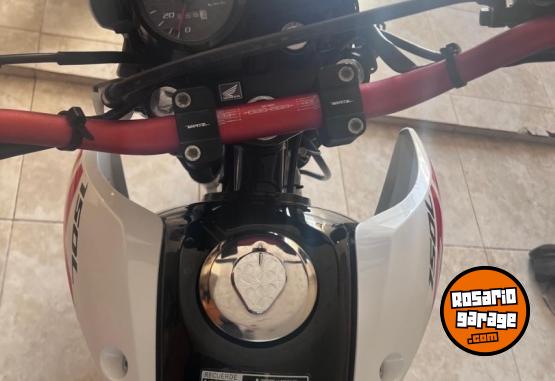 Motos - Honda XR 150 L 2022 Nafta 6300Km - En Venta