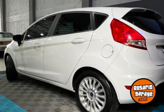 Autos - Ford FIESTA SE PLUS 2017 Nafta 100000Km - En Venta