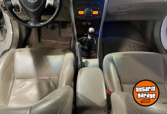 Autos - Toyota Corolla SE-G 2013 Nafta 180000Km - En Venta