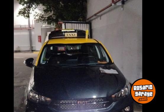 Autos - Fiat Cronos 2022 GNC 231000Km - En Venta