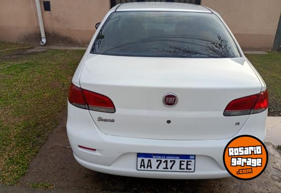 Autos - Fiat Siena 2016 GNC 180Km - En Venta