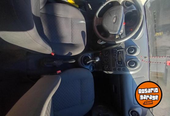 Autos - Ford Fiesta 2006 GNC 250000Km - En Venta