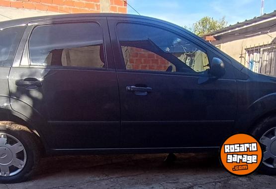 Autos - Ford Fiesta 2006 GNC 250000Km - En Venta
