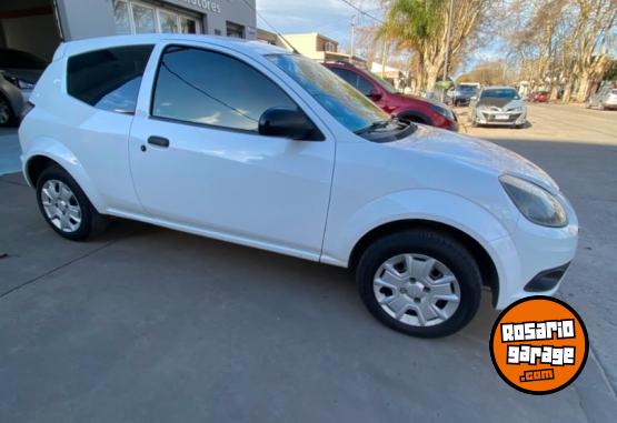 Autos - Ford Ka Viral 1.6 2013 Nafta 148000Km - En Venta