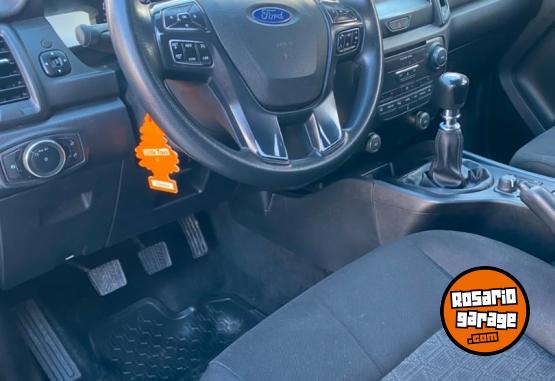 Camionetas - Ford Ranger Xls 3.2 2020 Diesel 126000Km - En Venta