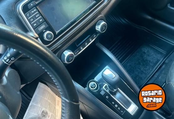 Camionetas - Nissan Kicks Exclusive CVT 2018 Nafta 90000Km - En Venta