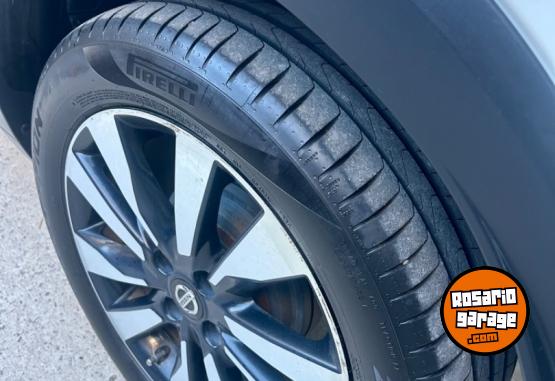Camionetas - Nissan Kicks Exclusive CVT 2018 Nafta 90000Km - En Venta