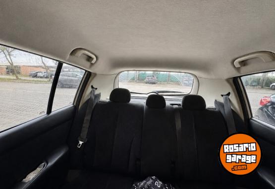 Autos - Nissan Tiida 2011 Nafta 280000Km - En Venta