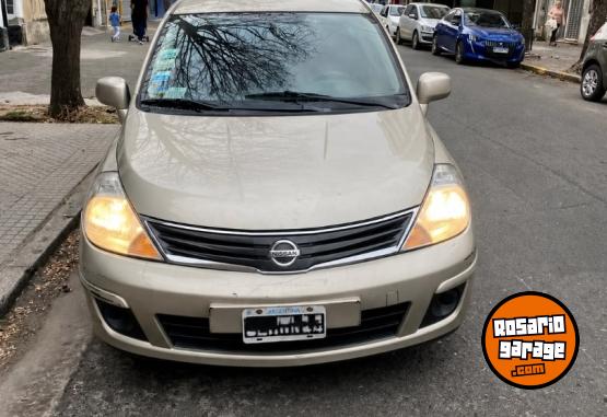 Autos - Nissan Tiida 2011 Nafta 280000Km - En Venta