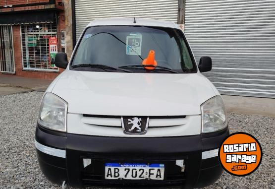 Utilitarios - Peugeot PARTNER 2016 GNC 140000Km - En Venta
