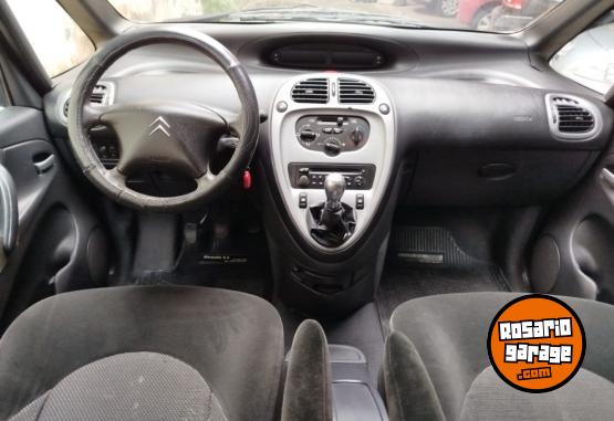Autos - Citroen Picasso no zafira siena 2010 Nafta 150000Km - En Venta