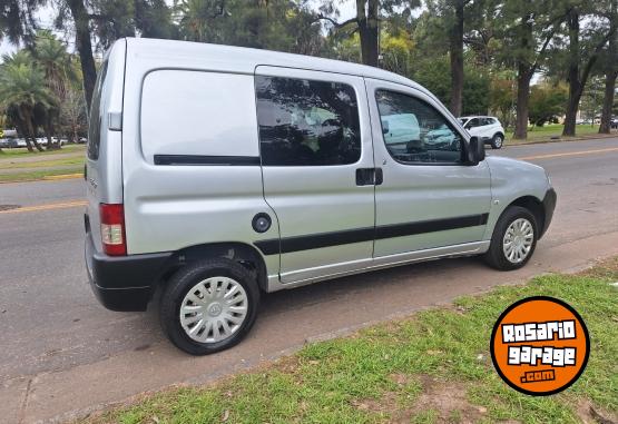 Utilitarios - Citroen Berlingo no partner kango 2018 Diesel 128000Km - En Venta