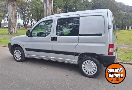 Utilitarios - Citroen Berlingo no partner kango 2018 Diesel 128000Km - En Venta