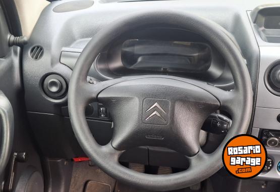Utilitarios - Citroen Berlingo no partner kango 2018 Diesel 128000Km - En Venta