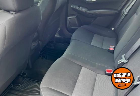 Autos - Nissan Sentra 2.0 Advance Cvt 2023 Nafta 48000Km - En Venta