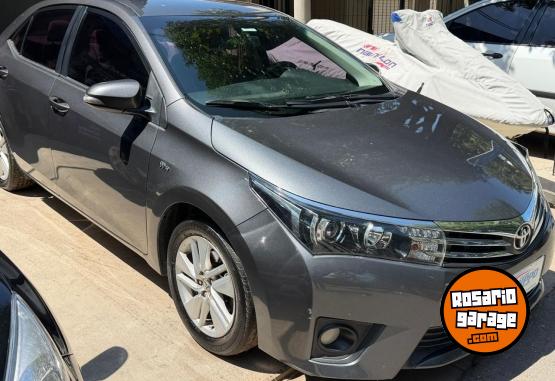 Autos - Toyota COROLLA XEI AT 2014 Nafta 200000Km - En Venta
