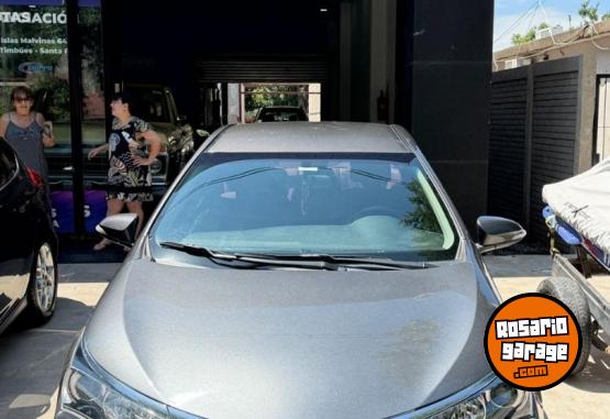 Autos - Toyota COROLLA XEI AT 2014 Nafta 200000Km - En Venta