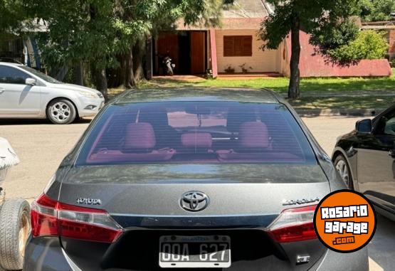 Autos - Toyota COROLLA XEI AT 2014 Nafta 200000Km - En Venta