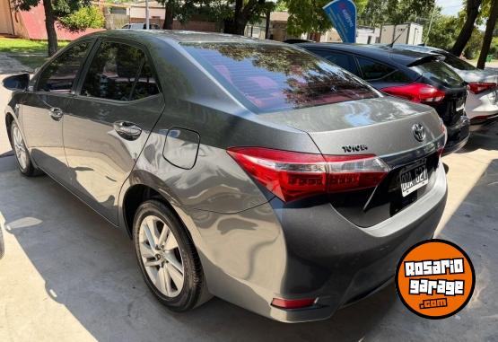 Autos - Toyota COROLLA XEI AT 2014 Nafta 200000Km - En Venta
