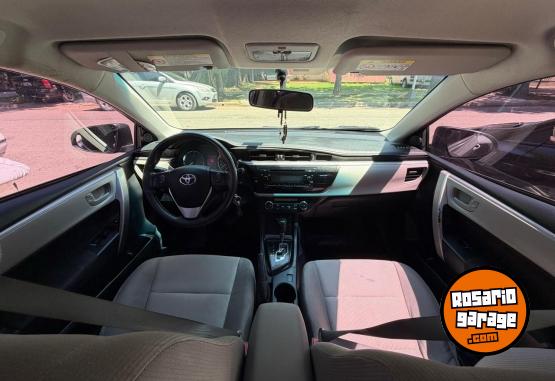 Autos - Toyota COROLLA XEI AT 2014 Nafta 200000Km - En Venta