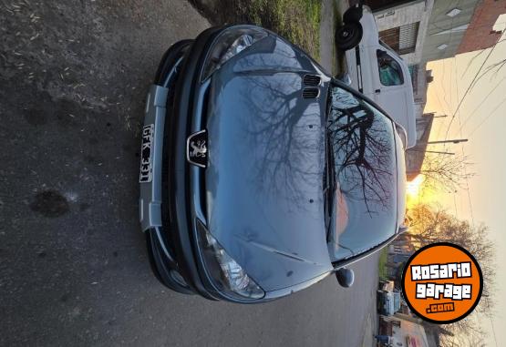 Autos - Peugeot 206 2007 Nafta 111111Km - En Venta