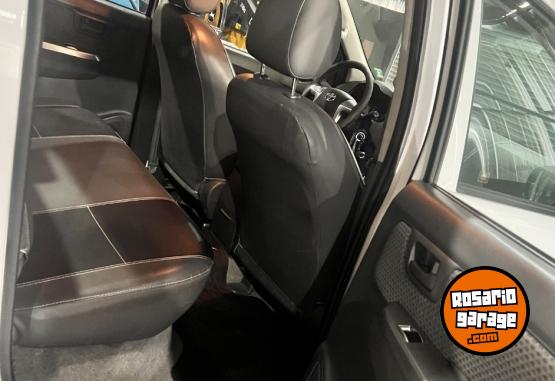 Camionetas - Toyota HILUX 2016 Diesel 229000Km - En Venta
