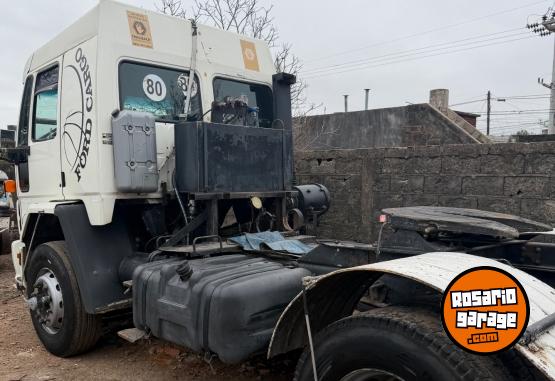 Camiones y Grúas - Ford cargo 1730 - En Venta