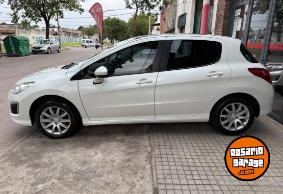 Autos - Peugeot 308 Allure Nav 2015 Diesel 150000Km - En Venta