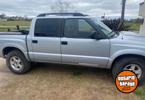 Camionetas - Chevrolet S10 DLX 4X2 2010 Diesel 203000Km - En Venta