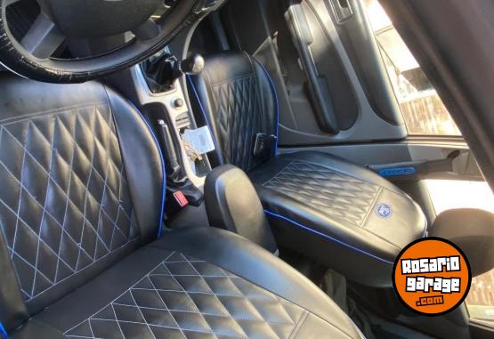 Autos - Ford 1.6 trend 5p 2013 Nafta 204000Km - En Venta