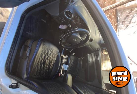 Autos - Ford 1.6 trend 5p 2013 Nafta 204000Km - En Venta