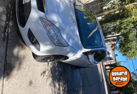 Autos - Ford 1.6 trend 5p 2013 Nafta 204000Km - En Venta