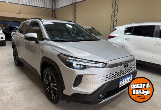 Autos - Toyota COROLLA CROSS SEG 2024 Nafta 8500Km - En Venta