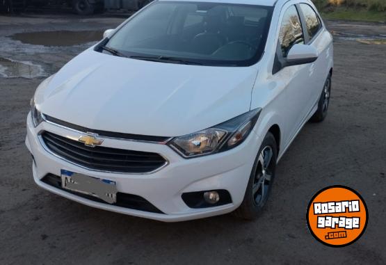 Autos - Chevrolet Onix 2017 Nafta 97000Km - En Venta
