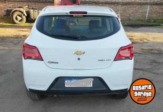 Autos - Chevrolet Onix 2017 Nafta 97000Km - En Venta