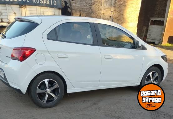 Autos - Chevrolet Onix 2017 Nafta 97000Km - En Venta