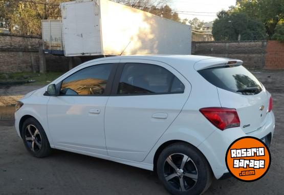 Autos - Chevrolet Onix 2017 Nafta 97000Km - En Venta