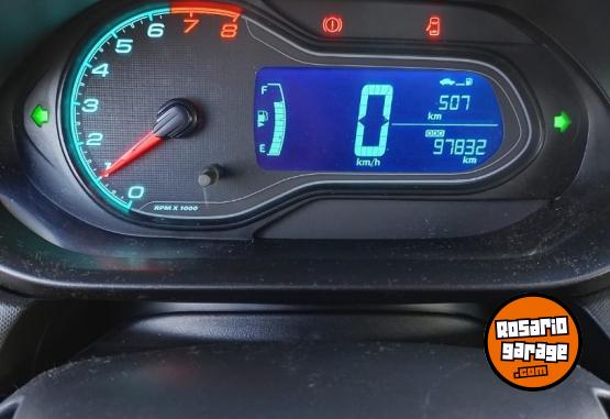 Autos - Chevrolet Onix 2017 Nafta 97000Km - En Venta